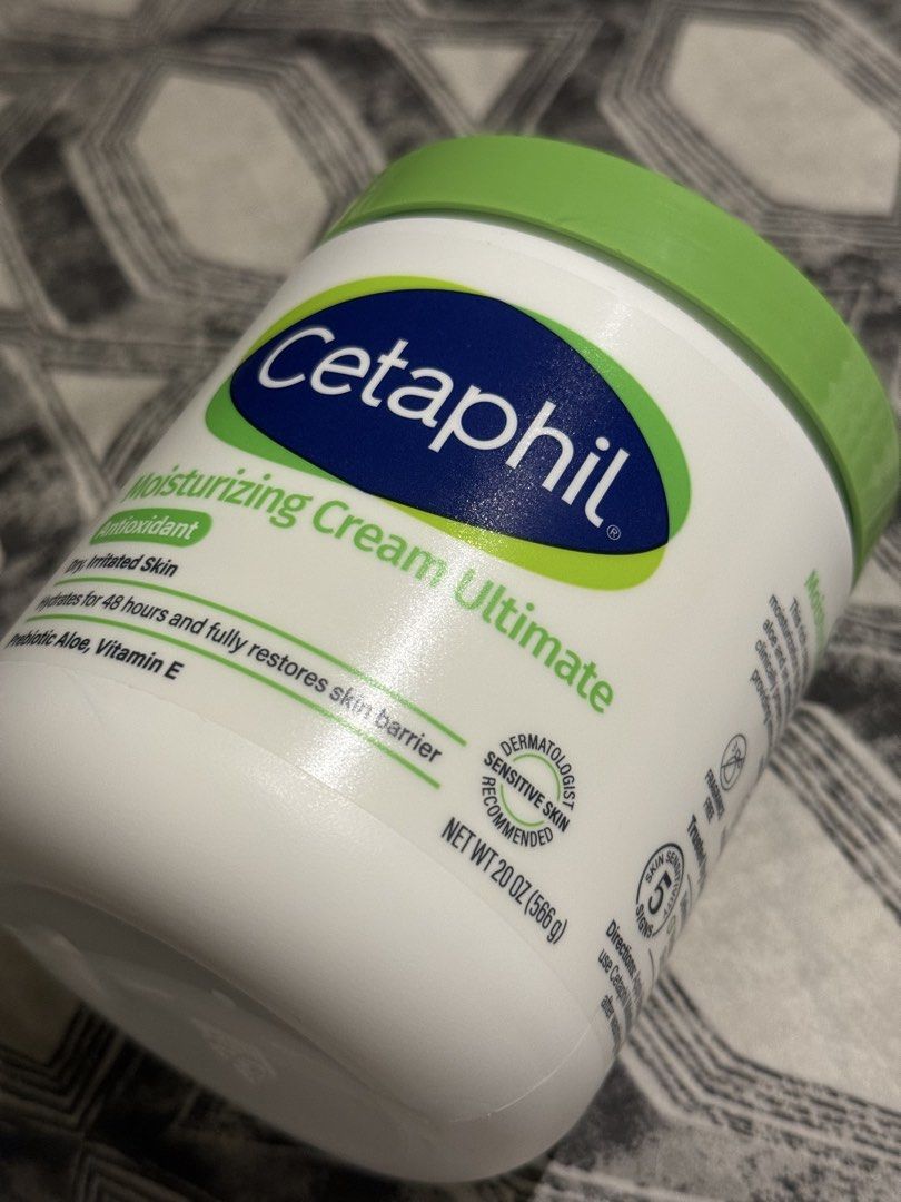 Cetaphil Moisturizing Cream Ultimate Antioxidant 20oz (Category: Face Care) located in Valenzuela. Submitted by hachy.latte07 (Listing ID 1464049411, Image 2). Description: - Cetaphil Moisturizing Cream - 20oz tub - Provides 48 hours of hydration - Fully restores and strengthens the skin barrier - Enriched with Prebiotic Aloe and Vitamin E - Dermatologist recommended for sensitive skin.