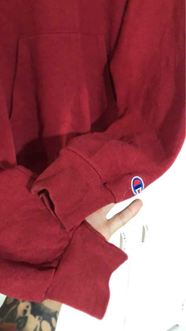 Champion (Category: Announcements) located in Imus. Submitted by gabrielseth_12 (Listing ID 1463970180, Image 3). Description: Champion Stanford hoodie Size Xs on tag fit to small No issue Excellent condition 200pesos Imus cavite location .