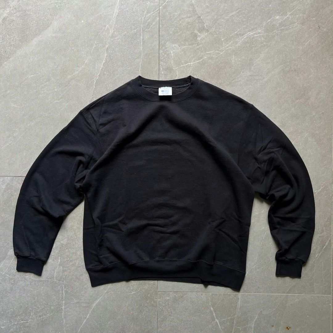 Champion Grey & Black Crewneck Sweatshirt (Category: Coats, Jackets and Outerwear) located in Manila. Submitted by lee_23 (Listing ID 1464023788, Image 3). Description: Dimes:XL 25x27 - Gray 25x 27 - Black.