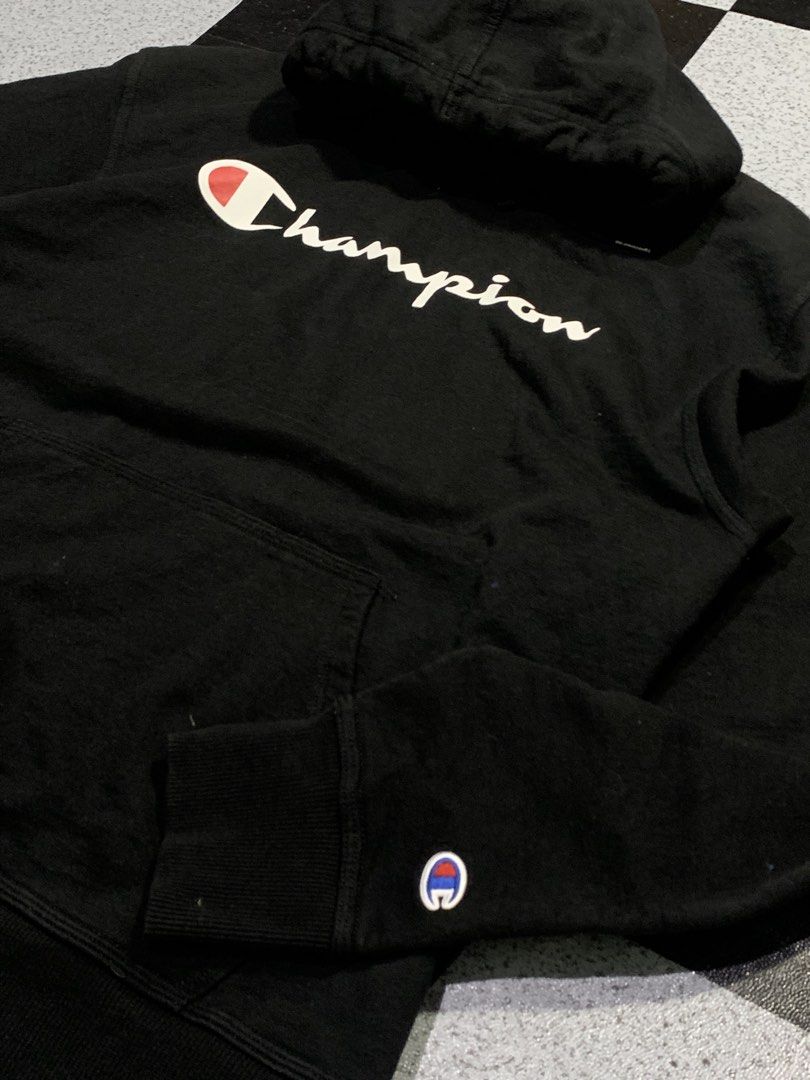 Champion hoodie (Category: Hoodies) located in Angeles City. Submitted by badillajel81176 (Listing ID 1463987154, Image 3). Description: WTS –Champion pull over hoodie 📏 Size: Tag size “MEDIUM “ TO LARGE 📏 Measurements: Width : 22 Length: 27.2 💢Issue- NO ISSUE ✨ Condition: 10/10 🟦 Color Rate:10/10 📍 Pampanga Angeles City 📦 Shipping available nationwide.
