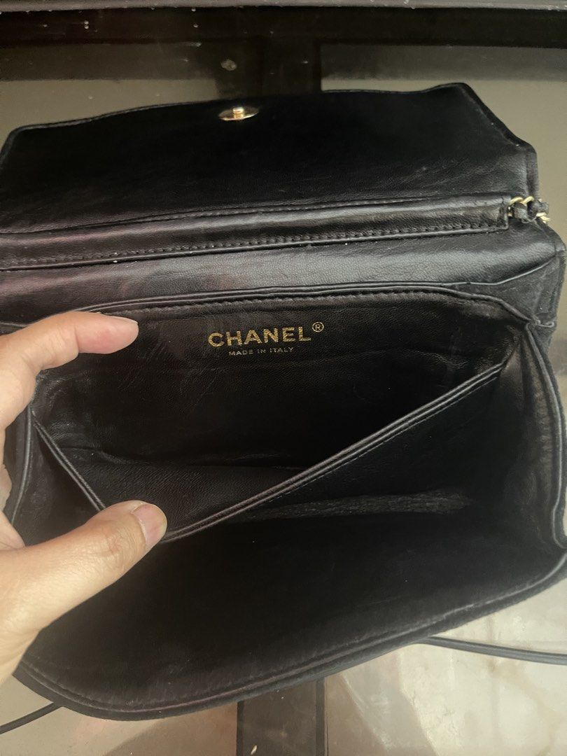 Chanel (Category: Luxury Bags & Wallets) located in Aparri. Submitted by laheybels (Listing ID 1463981710, Image 3). Description: .