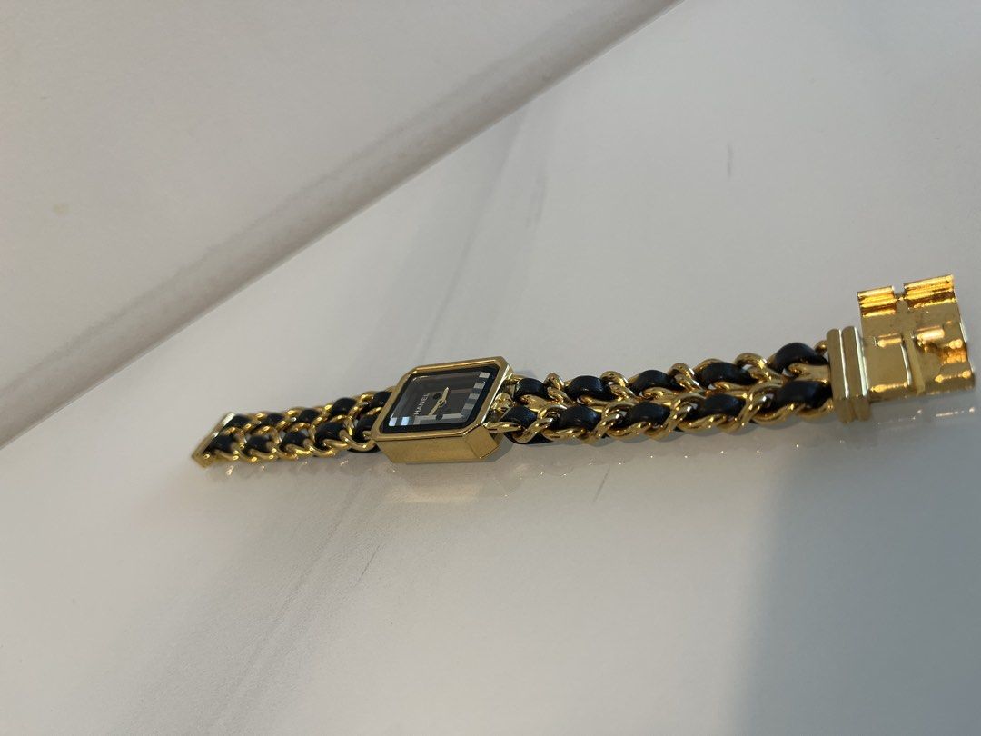 Chanel Luxury Watch (Category: Luxury Watches) located in Manila. Submitted by luxuryitems_bybosst (Listing ID 1463987909, Image 3). Description: Vintage Chanel Première Watch bought from japan no inclusion watch only.