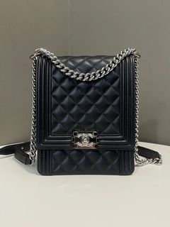 (Category: ) located in . Submitted by lovelotsluxury (Listing ID 1464024485, Image 1). Description: .