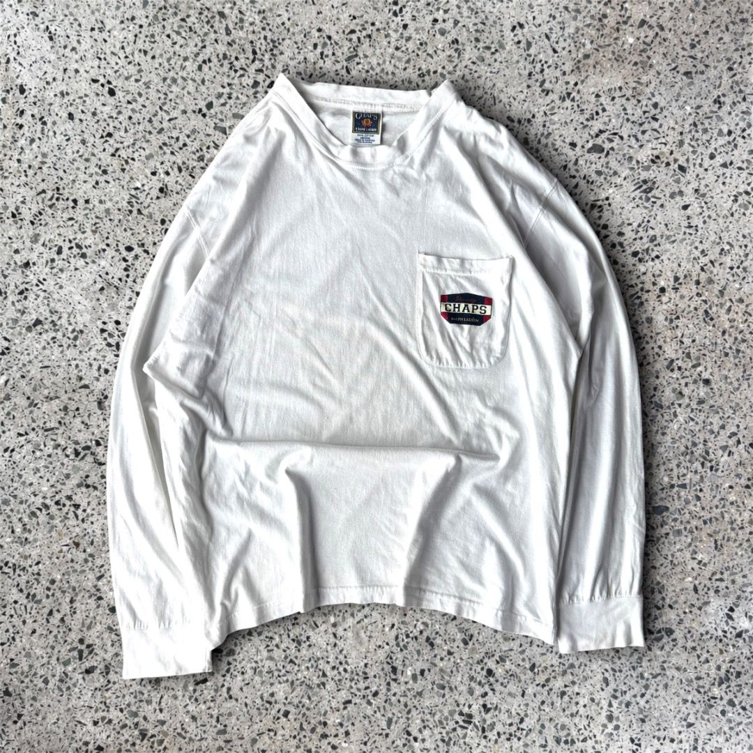 CHAPS WHITE LONGSLEEVED SHIRT (Category: Tshirts & Polo Shirts ) located in Quezon City. Submitted by theq.thriftshop (Listing ID 1464084493, Image 1). Description: PLEASE READ FIRST! MINE ₱299 + sf (FIXED) Size XL (L 28.5”, W 25”) Issues: Tiny stains, hole Color may vary due to lighting Model’s height: 5’9 💸 G-Cash payment 📦 J&T Nationwide shipping.