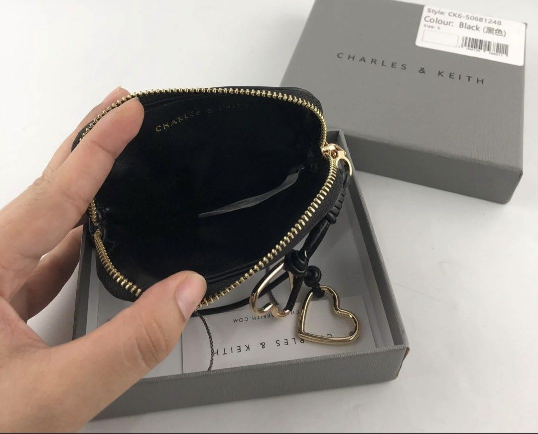 Charles & Keith card holder wallet (Category: Wallets & Card holders) located in Paranaque City. Submitted by jhingpreloveditems (Listing ID 1463939403, Image 2). Description: Brand new Original Still negotiable.