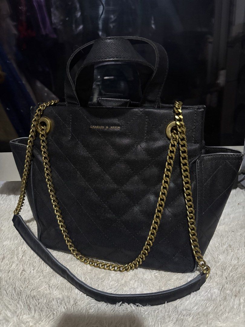 Charles and keith bag coded (Category: Cross-body Bags) located in Davao. Submitted by emmanuelchuamellorin23 (Listing ID 1464027934, Image 2). Description: Charles and keith bag coded. Makapal..