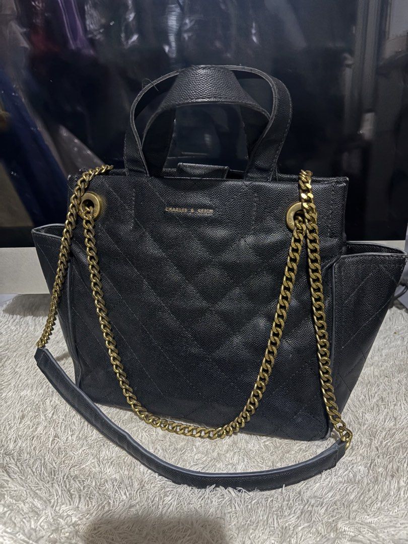 Charles and keith bag coded (Category: Cross-body Bags) located in Davao. Submitted by emmanuelchuamellorin23 (Listing ID 1464027934, Image 1). Description: Charles and keith bag coded. Makapal..