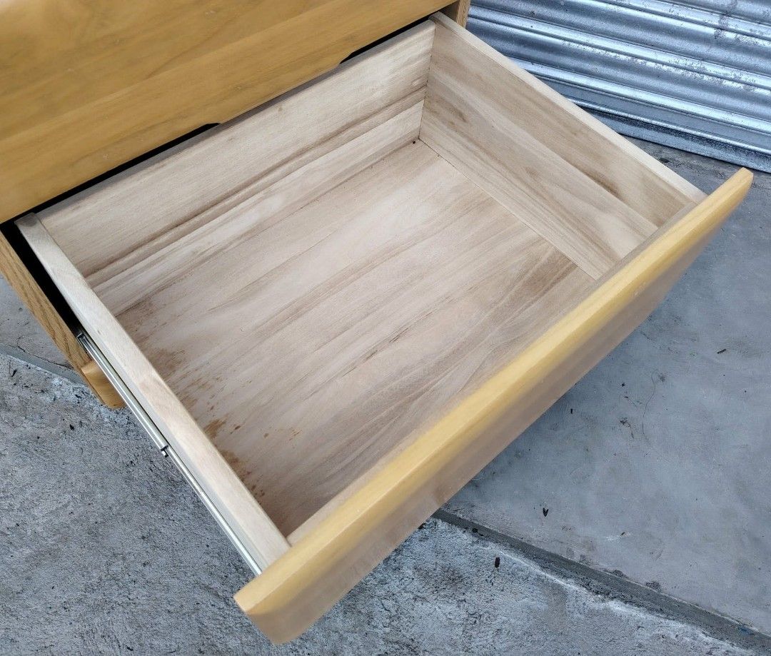Chest Drawer (Category: Other Home Furniture) located in Taguig. Submitted by sydney08.owl (Listing ID 1463992801, Image 3). Description: Simple, clean & spacious 6-drawer storage cabinet 🤎 Perfect for clothes, linens, documents, and other essentials! 🗄️ 6 drawers — 2 small + 4 spacious drawers Imported from Japan ✨ Pre-loved | Good used condition 📏 Size: L-24” | W-17.5” | H-44” Perfect for bedrooms, condo spaces, or anywhere you need vertical