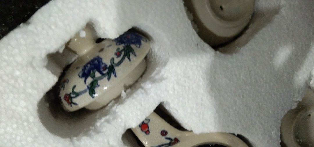 Chinese tea set new (Category: Coffee & Tea Tableware) located in Quezon City. Submitted by eidorableshop (Listing ID 1464028420, Image 2). Description: .