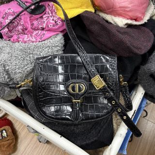 (Category: ) located in . Submitted by thriftyyali (Listing ID 1464036568, Image 1). Description: .