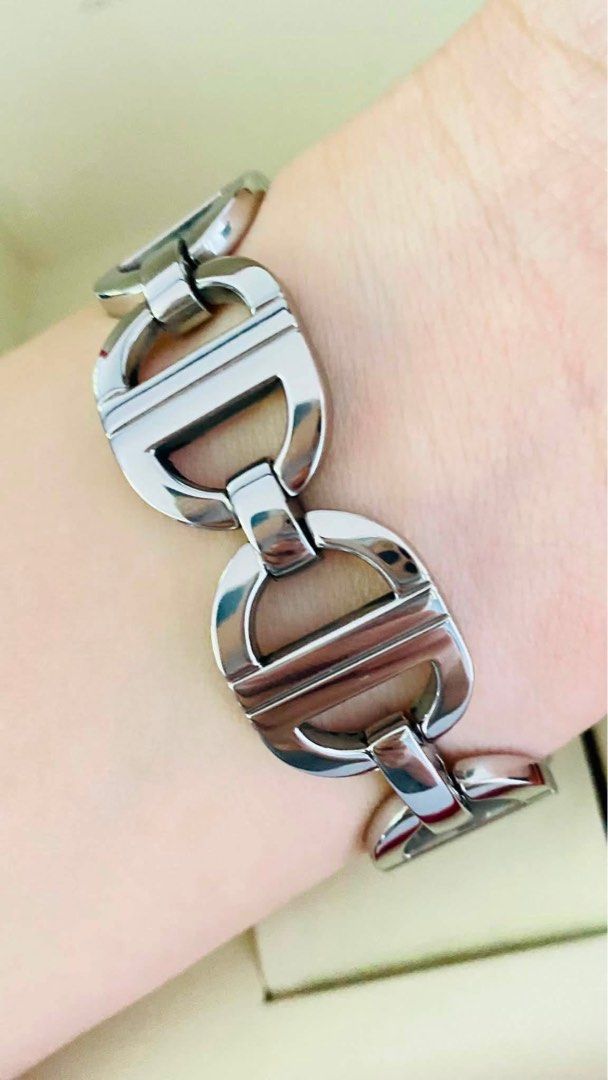 Christian Dior Watch (Category: Women's Watches) located in Manila. Submitted by annafinds (Listing ID 1464066959, Image 3). Description: ₱12,800 Auth Christian Dior Watch for Ladie’s -Black Dial -Sapphire Glass -Swiss Made -Stainless Steel -Quartz Movement -Small to Large Wrist Size -With Provided Box -In Excellent Condition 📌Disclaimer:📌 I Claim to be a Legit Watch Reseller. All Products, Names, Brands, and Logos are owned by their respective