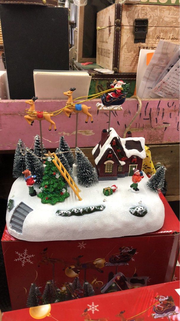 CHRISTMAS DISPLAY WITH USB/BATTERY OPERATED (Category: Other Stationery & Craft) located in Manila. Submitted by gabinadela31428 (Listing ID 1463951111, Image 2). Description: Available Christmas display usb/Battery operated More design available For order pm or text09990082658.