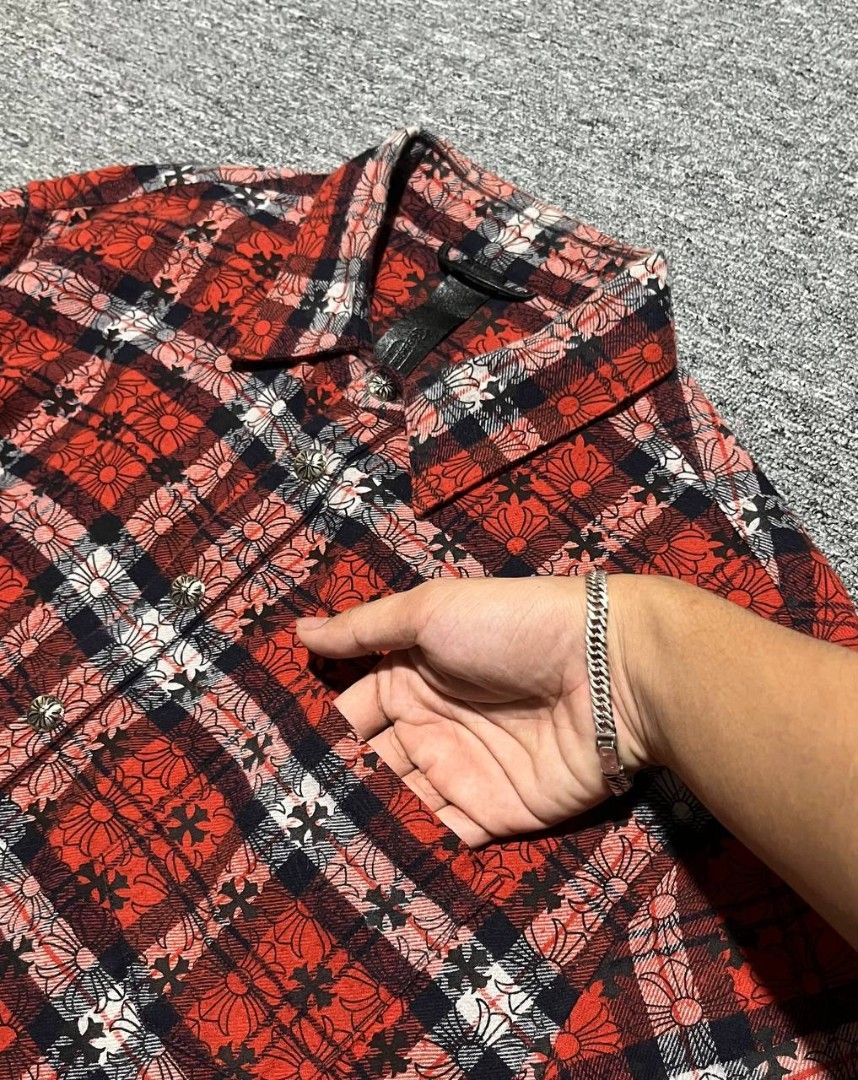 CHROME HEARTS MONOGRAM FLANNEL (Category: Luxury Apparel) located in Caloocan City. Submitted by wewearworn (Listing ID 1464064265, Image 3). Description: Medium Best Fit 21.5 x 27 Excellent No Issues 9/10 Color Rate off lang daw to pero solid👌.