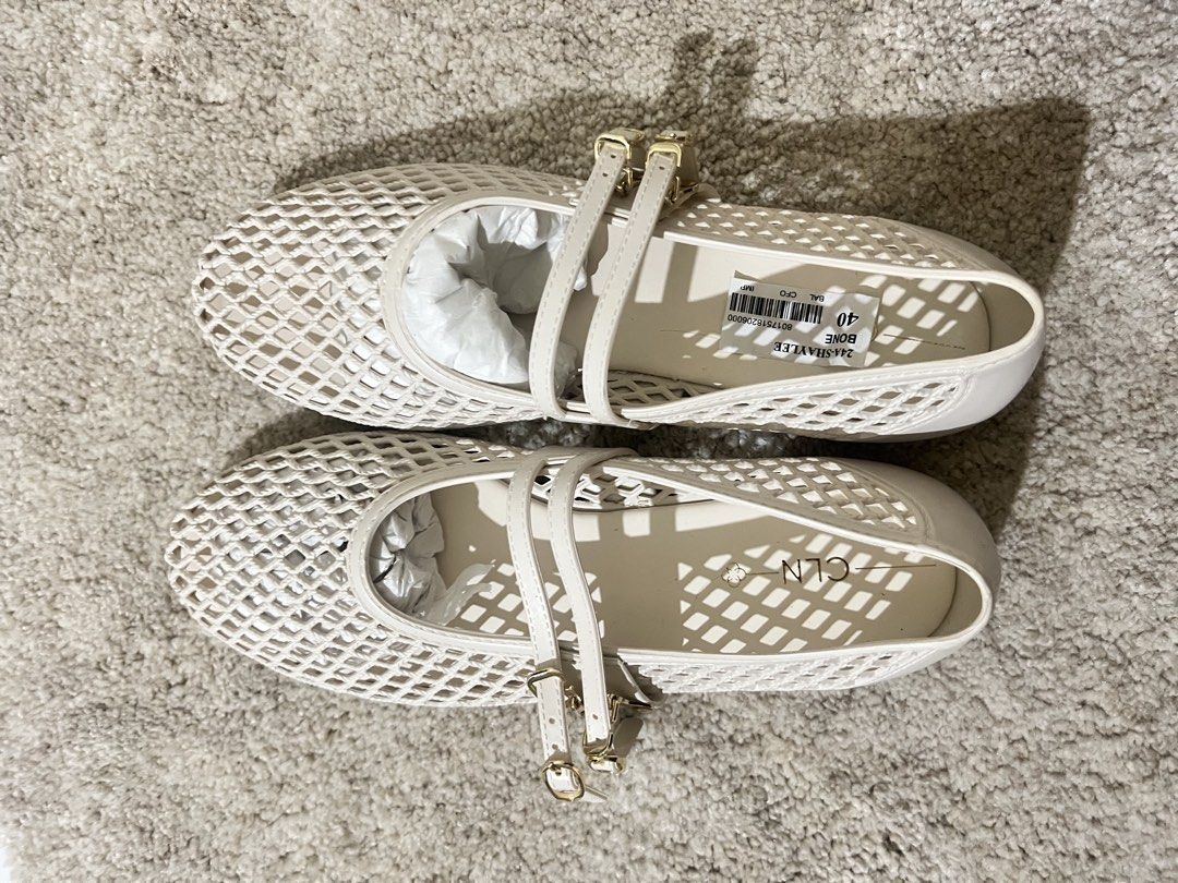CLN SHAYLEE IN BONE (Category: Flats & Sandals) located in Rizal. Submitted by preowned.clo (Listing ID 1464038786, Image 2). Description: Sold out both online and in physical stores 😊 RFS: I have too many sandals, specifically Mary Janes! 😅 Definitely an impulsive purchase. TBH, this one is really hard to let go of because it’s a limited edition 🥹.