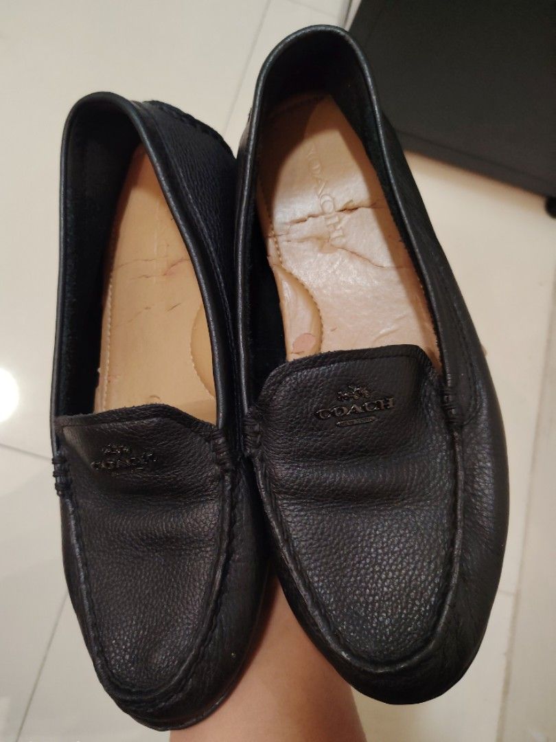 COACH MARY LOCK UP (Category: Sneakers & Footwear) located in Polomolok. Submitted by gladymae89147 (Listing ID 1464030478, Image 1). Description: EXCELLENT USED ISSUE:SIGN OF USAGE INNER PART ONLY.