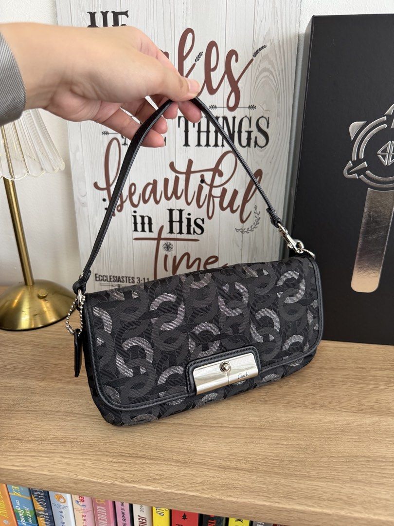 COACH OP ART SHOULDER BAG / WRISTLET (Category: Luxury Bags & Wallets) located in San Pedro. Submitted by chrizzellebernardino (Listing ID 1464136306, Image 2). Description: 100% guaranteed authentic Japan sourced.