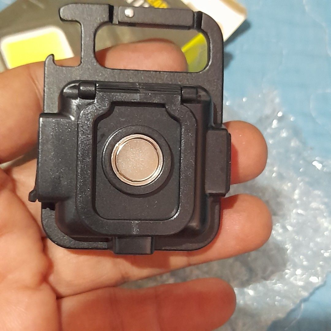 COB Rechargeable Keychain Light with Carabiner (Category: Lighting) located in Bocaue. Submitted by marajapansurplus (Listing ID 1463974388, Image 3). Description: - Super bright COB light - Rechargeable via USB - Built-in carabiner clip for easy attachment - Magnetic base for hands-free use - Ideal for camping, emergencies, and everyday carry (EDC) - Comes with USB charging cable.
