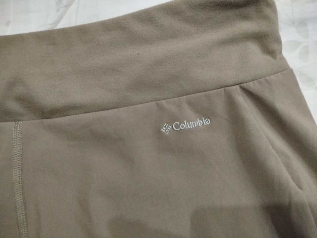 Columbia (Category: Activewear) located in Las Pinas. Submitted by wisedragon-84af (Listing ID 1463954993, Image 3). Description: .