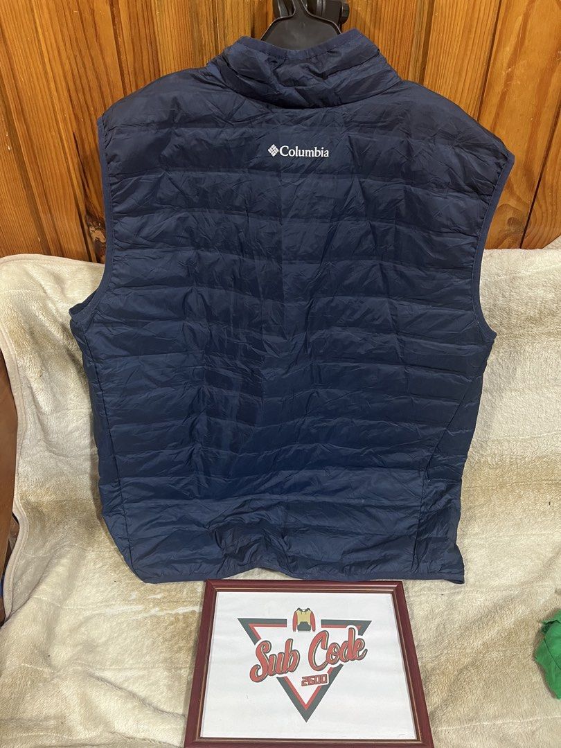 COLUMBIA Puff Vest (Category: Vests) located in Baguio. Submitted by subcode_2600 (Listing ID 1464045140, Image 2). Description: Other details included in the pictures Do not hesitate to message us for questions. Thank you! .