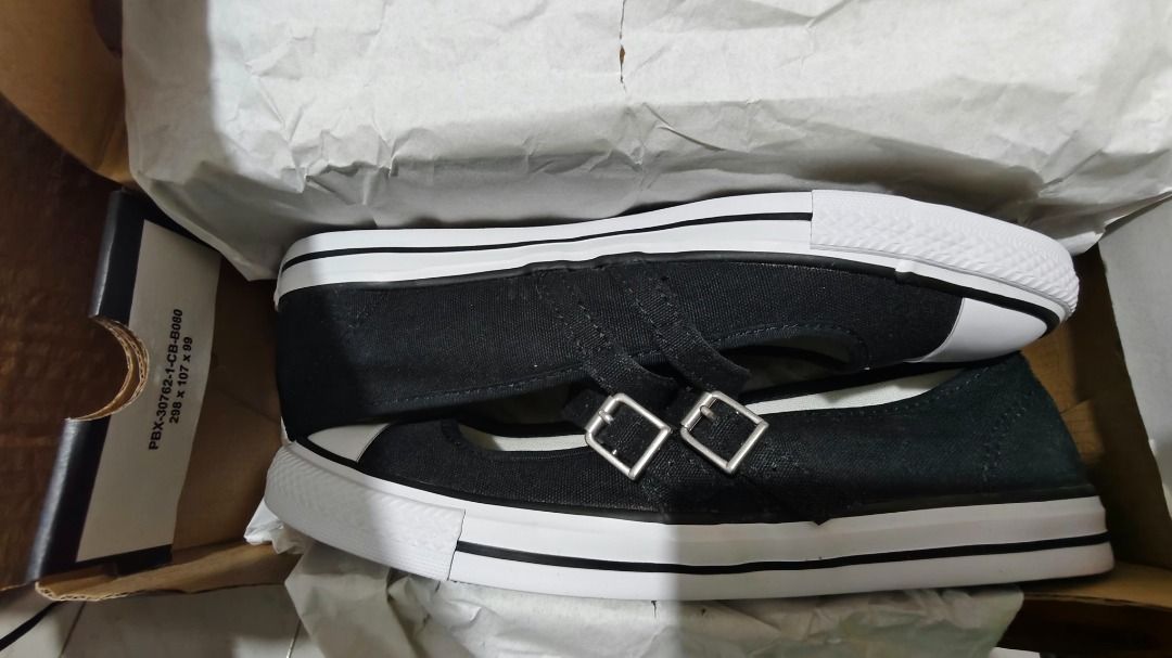 Converse Chuck Taylor Dainty Mary Jane (Category: Sneakers) located in Cabanatuan. Submitted by reikadeclutter (Listing ID 1464059955, Image 2). Description: Brand New Never worn (just took a photo for posting) US 7.5 or 24.5cm.