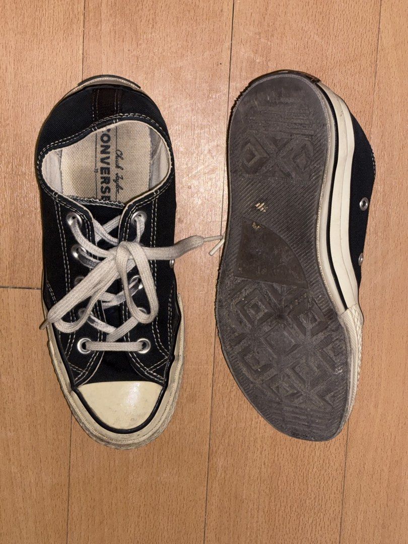 converse lowtop chuck taylor (Category: Sneakers) located in Batangas. Submitted by miuparfait (Listing ID 1464035993, Image 3). Description: heavily used as you can see from the photos! condition: 6/10 (i like my shoes worn out that’s why i never clean it, but ofc i will wipe it before shipping) i used this shoes as slip-ons that’s why it looks big and wide, but it doesn’t affect how you wear the shoes :) size: uk 4 / us 6 mop: gotyme mod: jnt .