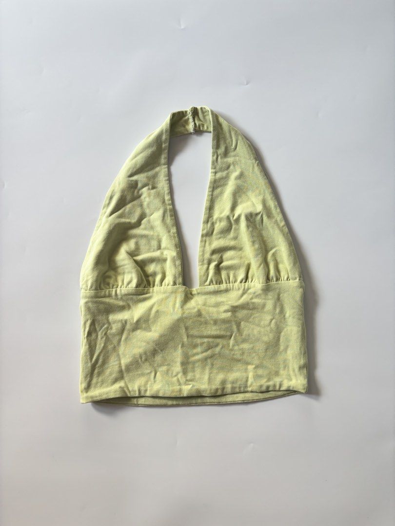 cotton on halter top (Category: Sleeveless) located in Binan City. Submitted by byhiraeth (Listing ID 1464048931, Image 1). Description: .