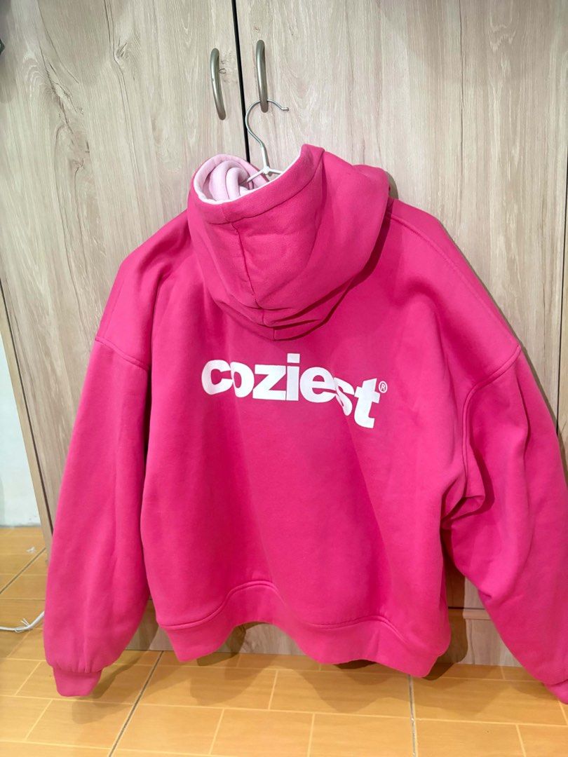 Coziest “Classic 2.0” Reversible Hoodie (Category: Coats, Jackets and Outerwear) located in Manila. Submitted by _jhaaang (Listing ID 1464084213, Image 2). Description: Used 4-5 times only RFS: No longer used Original Price: bought for ₱3,100 (can give last price to sure buyer!).