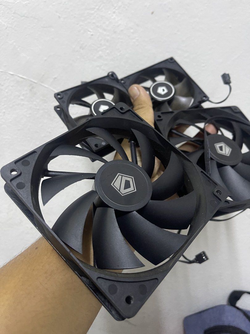 Cpu Fan (Category: Other Accessories) located in Seberang Jaya. Submitted by nikilyas6611 (Listing ID 1463960921, Image 2). Description: .