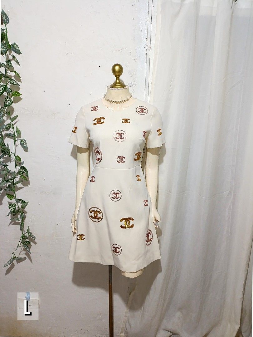cream chanel print elegant dress (Category: Dresses) located in Pateros City. Submitted by amj_amj (Listing ID 1463967357, Image 1). Description: .