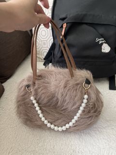 (Category: ) located in . Submitted by kris_love (Listing ID 1463970224, Image 1). Description: .