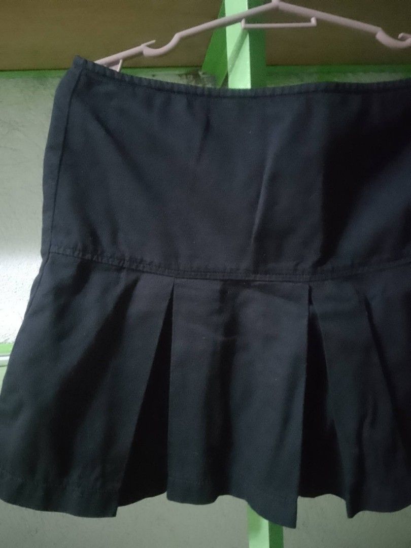 cute skirt (Category: Skirts) located in Los Banos. Submitted by fiercedolphin_fd6d32 (Listing ID 1463991217, Image 2). Description: .
