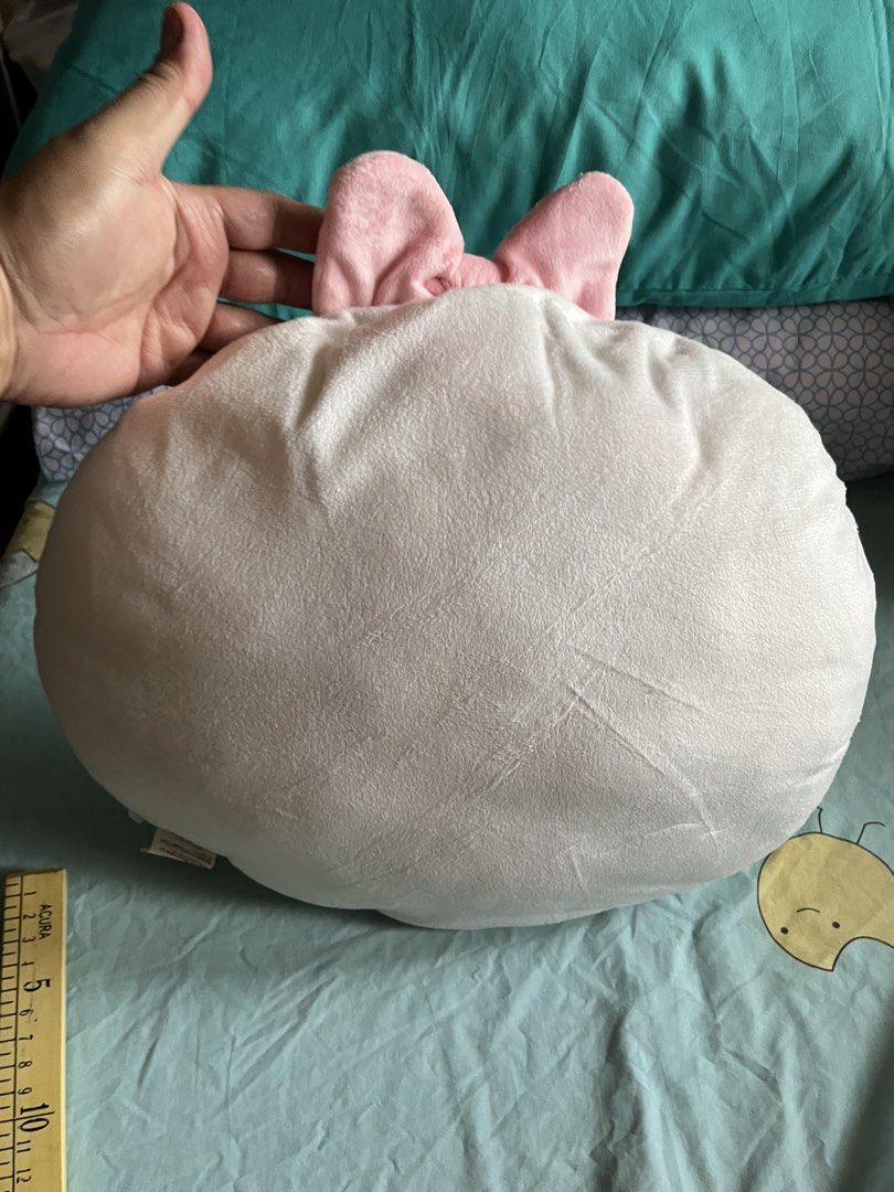 Daisy Duck travel pillow (Category: Plushies & Soft Toys) located in Paranaque City. Submitted by bonsaiart (Listing ID 1464135847, Image 2). Description: Pre owned Good Condition 400(fixed)+ sf Payment first policy (gcash/ paymaya) Shipping ONLY (J&t) NO TO COD NO TO MEETUP NO TO COP (LBC) No breaking of set or bundle.