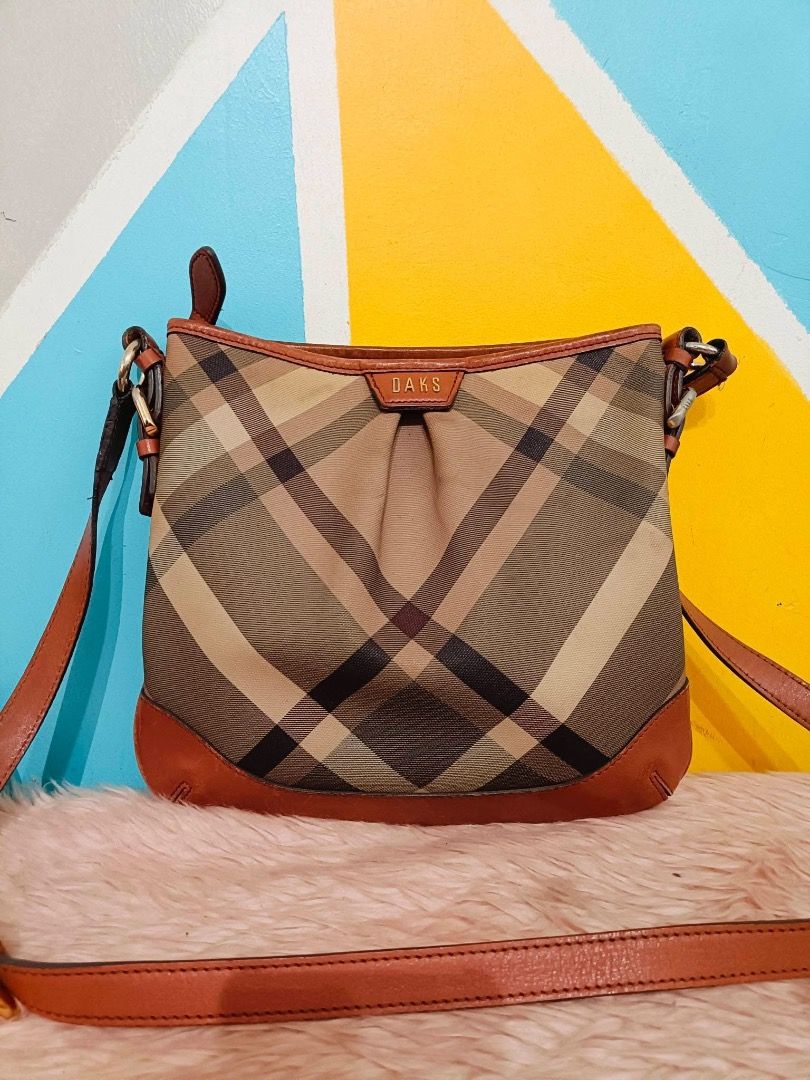 Daks London (Category: Luxury Bags & Wallets) located in Cagayan de Oro. Submitted by rairaibags (Listing ID 1463997722, Image 1). Description: .