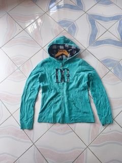 (Category: ) located in . Submitted by cookandthriftzzzzz (Listing ID 1464073410, Image 1). Description: .