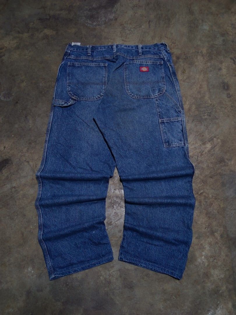 Dickies carpenter (Category: Jeans) located in General Santos City (Dadiangas). Submitted by francfind (Listing ID 1464068654, Image 2). Description: Dickies vintage blue carpenter dinem ‎ ‎Dimes ‎W-36 ‎L-43 ‎T-16 ‎Lo-10 ‎ ‎Hard / thick / heavy ‎Excellent condition ‎Color rate:9.5/10 ‎No issue ‎Need wash ‎ ‎Mine:1300ship ‎ ‎Location: mindanao gensan santos city (9500) ‎.