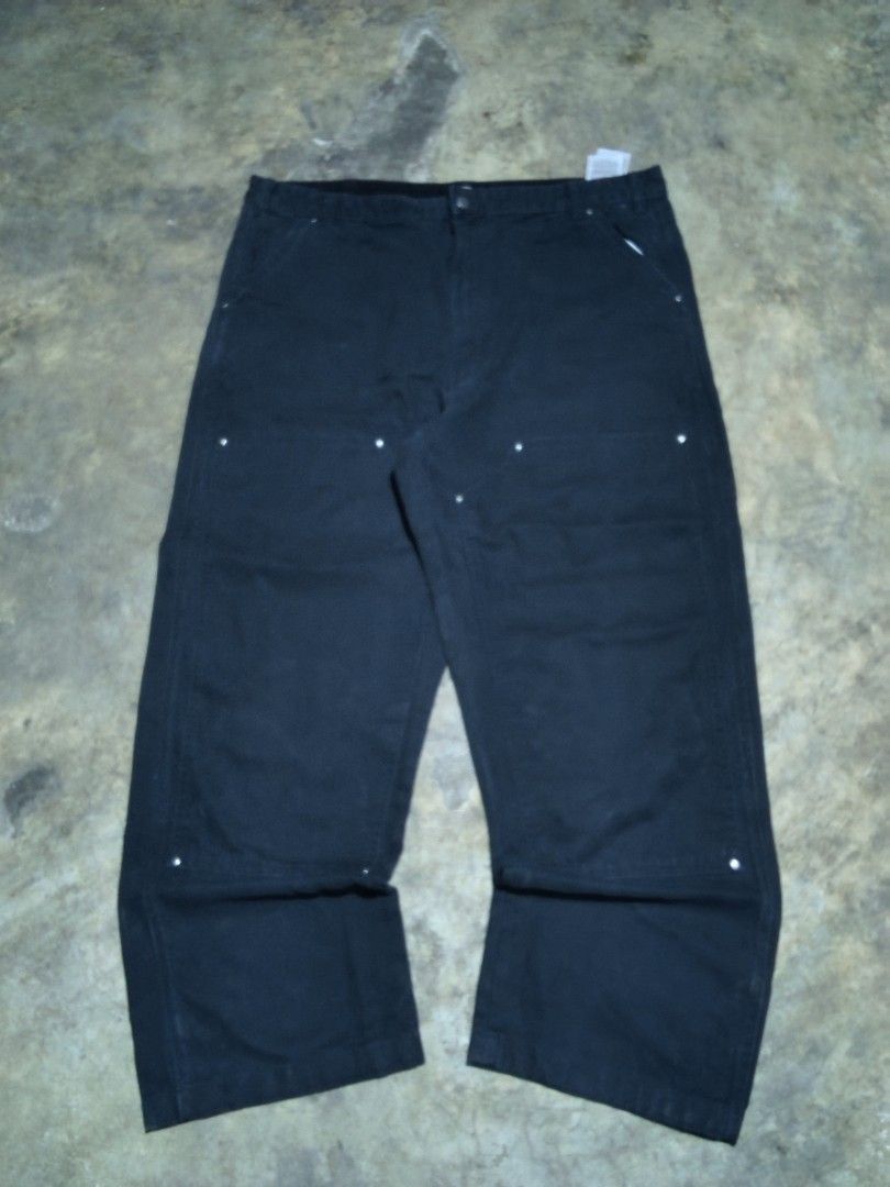 Dickies double knee (Category: Jeans) located in General Santos City (Dadiangas). Submitted by francfind (Listing ID 1464068269, Image 1). Description: Dickies black double knee dinem ‎ ‎Dimes ‎W-40 ‎L-43 ‎T-15.7 ‎Lo-10 ‎ ‎Hard / thick / heavy ‎Excellent condition ‎Color rate;9.5/10 ‎Nasa issue Yung issue ‎Need wash ‎ ‎Mine:1300ship ‎ ‎Location: mindanao gensan santos city (9500).