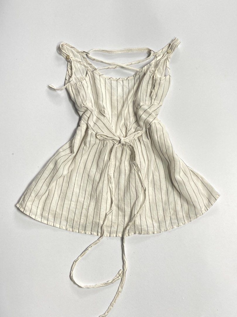 Diesel Babydoll Top (Category: Blouses) located in Manila. Submitted by carefreegarments3 (Listing ID 1463942680, Image 1). Description: ｡‧₊˚𖦹°‧🧚‍♀️₊˚✩ ‧ ୨୧ ‧₊˚ ⋅ ୨୧Babydoll✨ ♡XS-S Brand: Diesel —Very pretty, self tie, excellent condition.