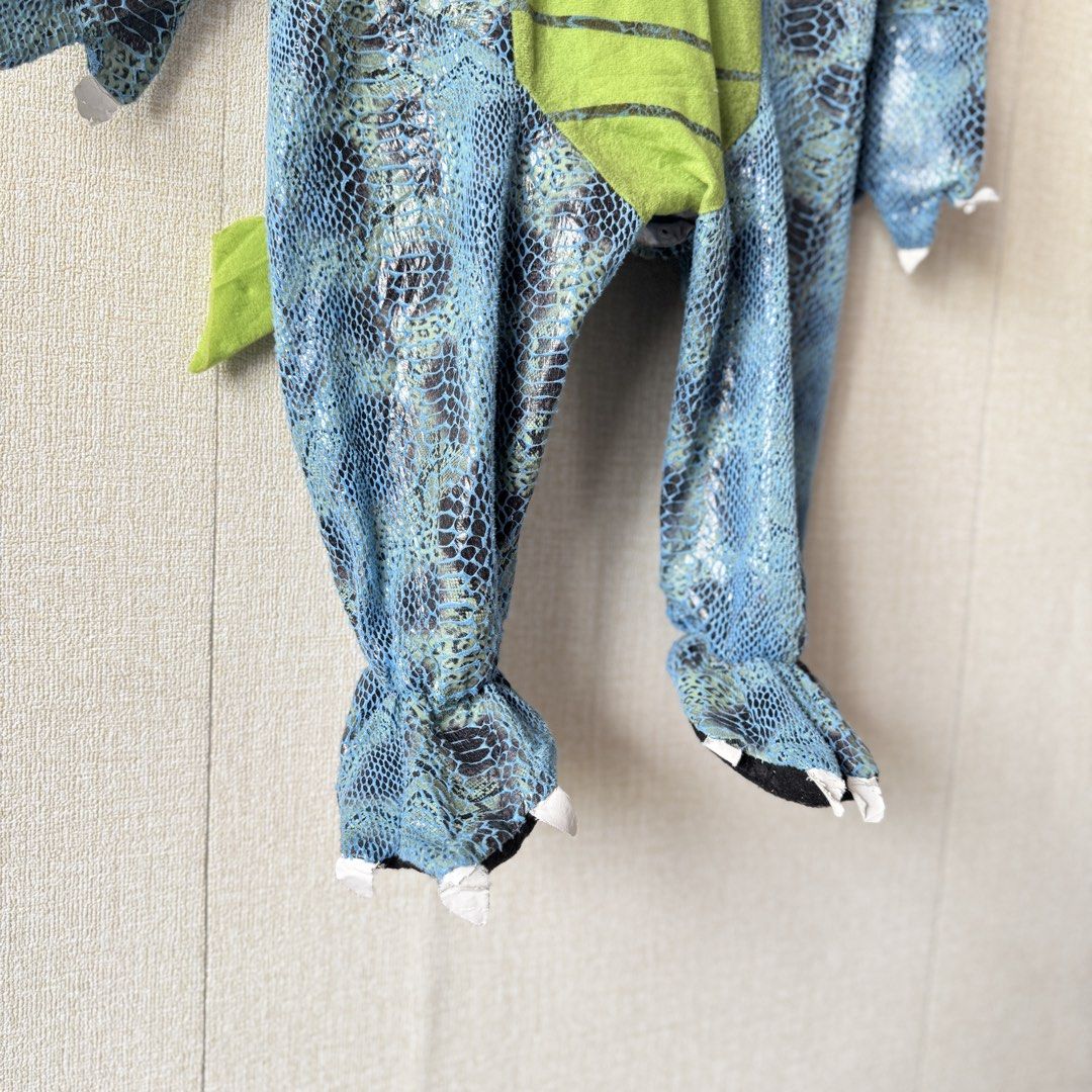 dinosaur kids costume (Category: Babies & Kids Fashion) located in Baguio. Submitted by mapa_laku (Listing ID 1464102247, Image 3). Description: .