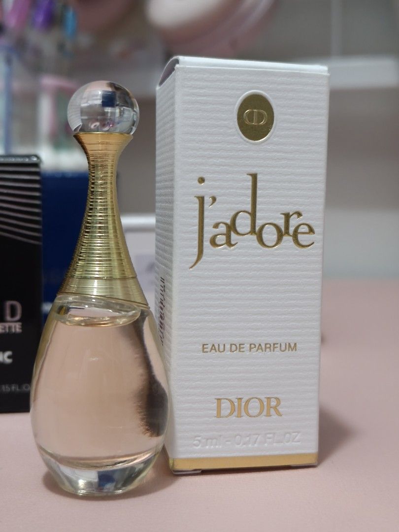 Dior J'adore EDP (Category: Fragrance & Deodorants) located in Rizal. Submitted by pinklemonade_ (Listing ID 1463979086, Image 1). Description: .