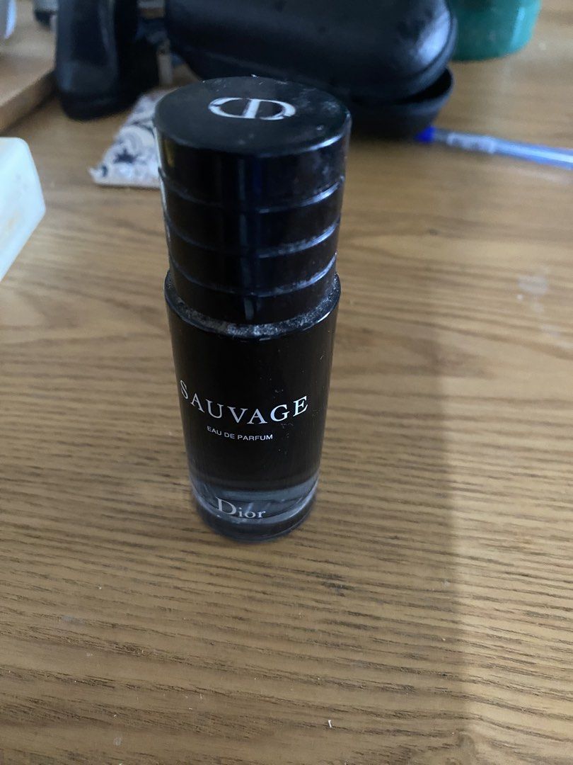 Dior Sauvage Eau de Parfum 20ml (Category: Fragrance & Deodorants) located in Mandaluyong City. Submitted by janleevee (Listing ID 1463957052, Image 2). Description: - Dior Sauvage Eau de Parfum - Compact 20ml size, perfect for travel or sampling Disclaimer : left with half of the bottle ( original ) .
