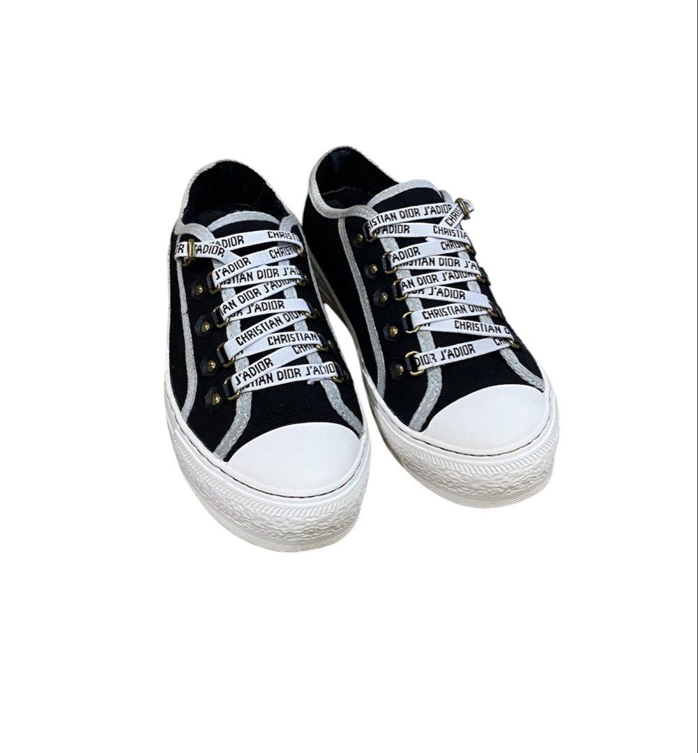 Dior Walkin dior sneakers (Category: Sneakers) located in Digos. Submitted by zhanderapp47607 (Listing ID 1464026720, Image 2). Description: Size 37 Cm 22.5 Presentable Made in italy No drags.