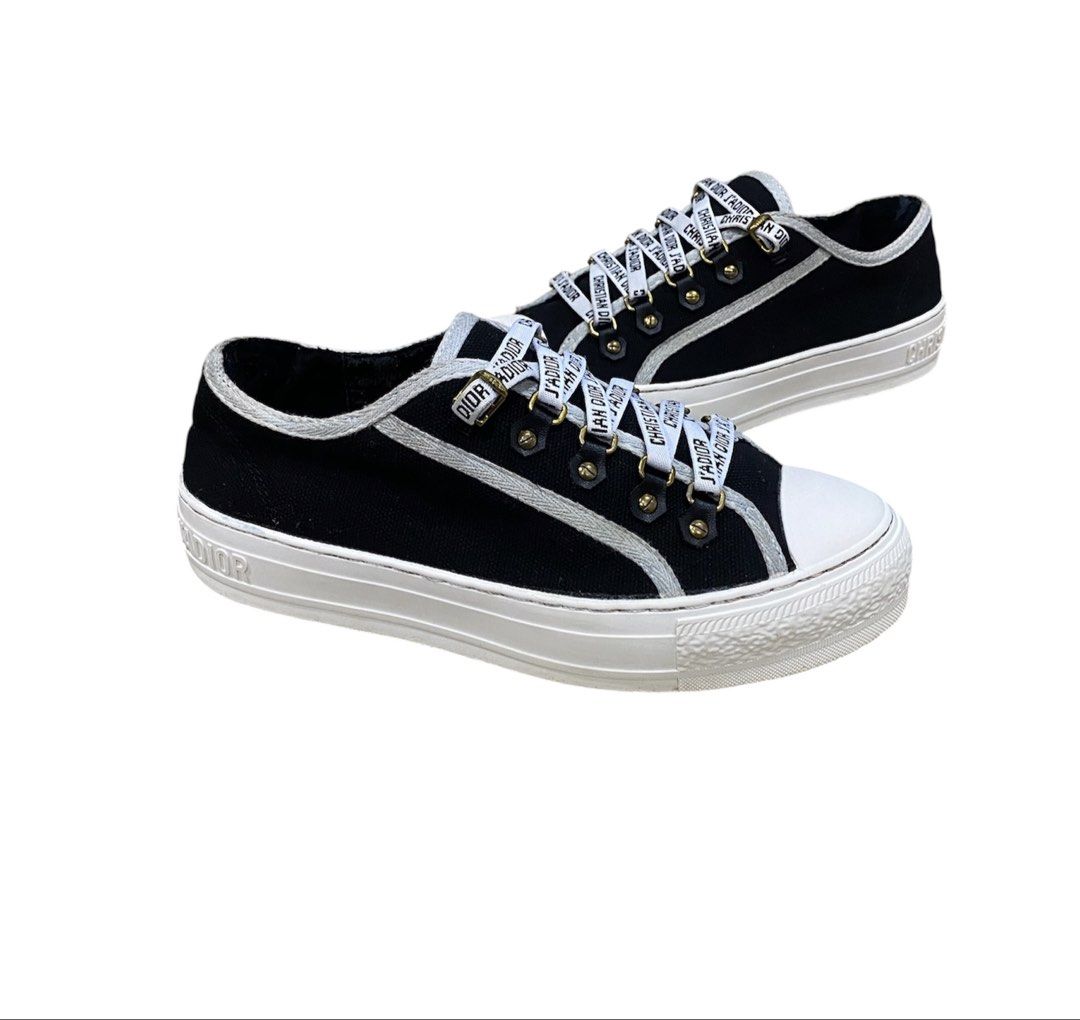 Dior Walkin dior sneakers (Category: Sneakers) located in Digos. Submitted by zhanderapp47607 (Listing ID 1464026720, Image 1). Description: Size 37 Cm 22.5 Presentable Made in italy No drags.
