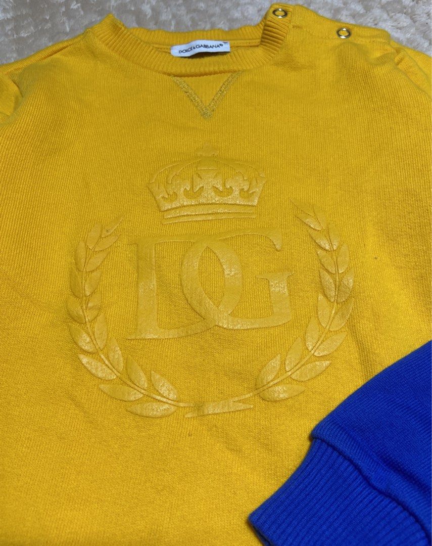Dolce & Gabbana Pullover (Category: Babies & Kids Fashion) located in Bacoor. Submitted by mama_stash (Listing ID 1463991521, Image 3). Description: ₱3,000 each Fits 1-3y Unisex.