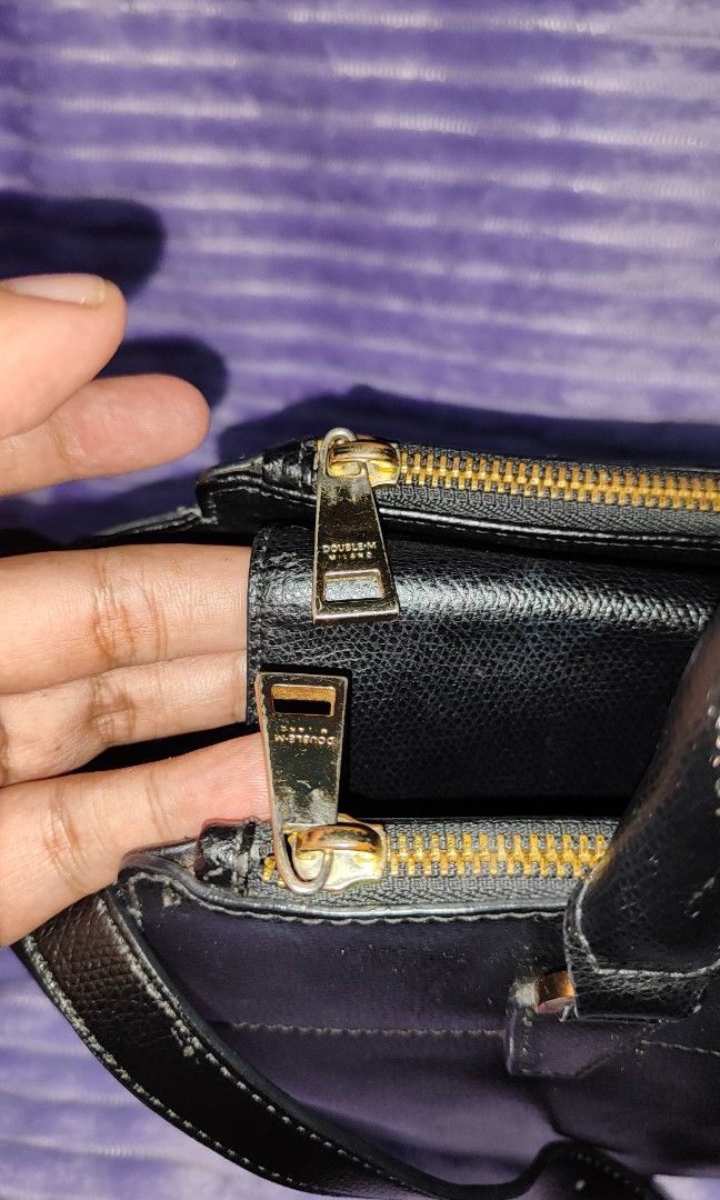 Double M Milano (Category: Shoulder Bags) located in Manila. Submitted by thecalvinedit (Listing ID 1463977278, Image 3). Description: DOUBLE M MILANO Preloved • Excellent Condition ✨ Like-new condition ✨ Exceptionally well-maintained ✨ Minimal signs of use ✨ No issues or noticeable flaws ✨ Clean and ready to use 📸 Actual item shown. Please refer to photos for details..