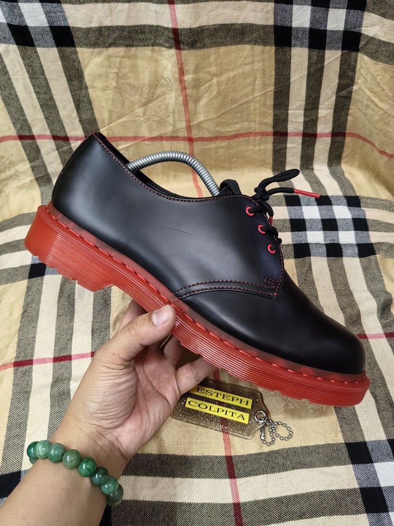 DR. MARTENS X CLOT 1461 (Category: Casual Shoes) located in Baguio. Submitted by curated_luxe_brandeds (Listing ID 1463965657, Image 2). Description: DR. MARTENS X CLOT 1461 UK 9.5 US 10.5 MENS EUR 44 PHP 4500+SF SEE PICS FOR DETAILS EXCELLENT CONDITION COLOR MAY VARY DUE TO LIGHTING MOP BDO /GCASH NO COD /COP FB PAGE /CAROUSELL : curated_luxe_brandeds FACEBOOK SELLING ACCOUNT : Esteph Colpita SA.