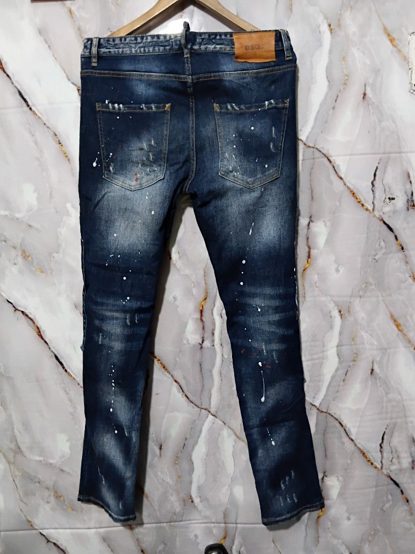 DSQUARED2 W 34 L 41 (Category: Jeans) located in General Mariano Alvarez. Submitted by adonid (Listing ID 1463996177, Image 2). Description: DSQUARED2 W 34 L 41 Normal sigh of use very good condition original DSQUARED2 .
