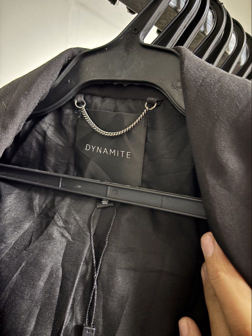 Dynamite Coat (Category: Coats, Jackets and Outerwear) located in Pila. Submitted by isabelasthriftclothes (Listing ID 1464062087, Image 2). Description: .