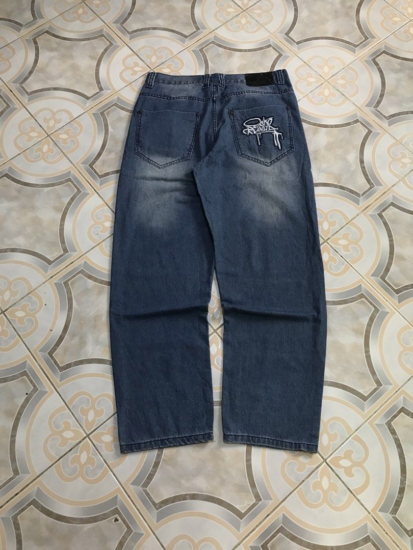 Ecko Unltd Graffiti Jeans (Category: Jeans) located in Manila. Submitted by buds.thrift (Listing ID 1463967984, Image 2). Description: Ecko Unltd Graffiti Jeans Dimes:36W x 45L x 9Hem Cr:9.5/10 Good Condition! Dm For Details!🔥 .