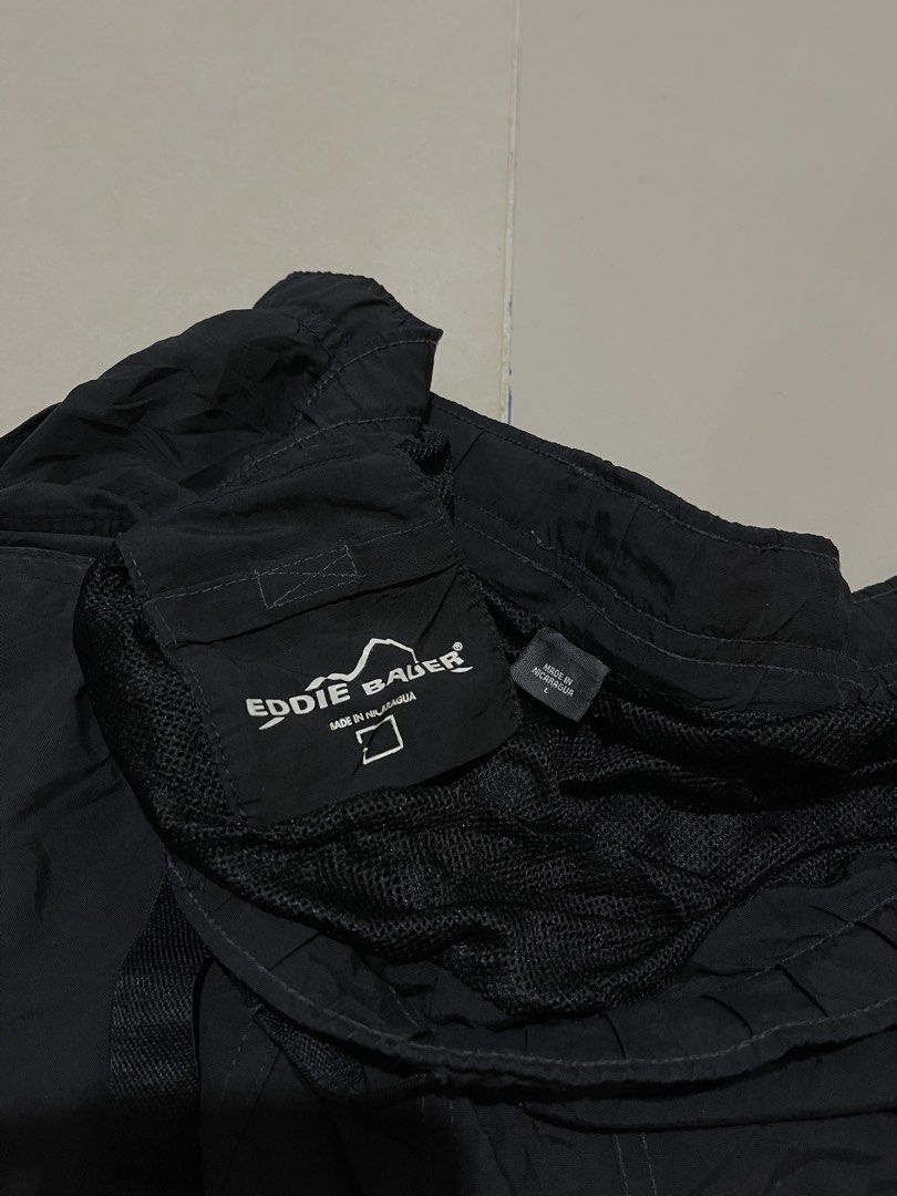 Eddie Bauer Black Cargo Shorts Size Large (Category: Shorts) located in Manila. Submitted by micoletszx81430 (Listing ID 1464073380, Image 3). Description: - Brand: Eddie Bauer - Color: Black - Size: Large - Waist: 36-40 inches - Length: 19 inches - Features: Drawstring, Belt, 4 Pockets (2 side, 2 back) - Ideal for: Outdoor activities, Casual wear.