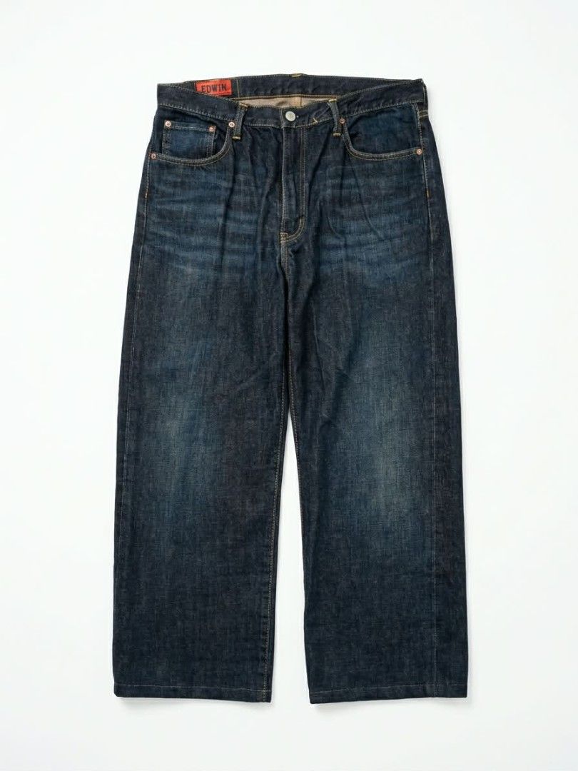 EDWIN 504 Denim Jeans (Category: Coats, Jackets and Outerwear) located in San Jose del Monte. Submitted by esza22_ (Listing ID 1464028896, Image 1). Description: ONLY GENUINE EDWIN SOLD ONLY AT THE FINEST STORES authentic/original EDWIN only used a few times no issues / no damage good condition, well-maintained classic dark blue denim straight/regular-leg fit complete with original EDWIN details/tags Brand: EDWIN Model: 504 Size: W36 x L34 Color: